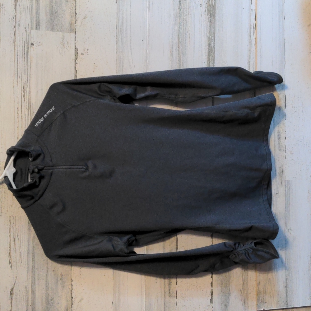 Under Armour long sleeve tshirt